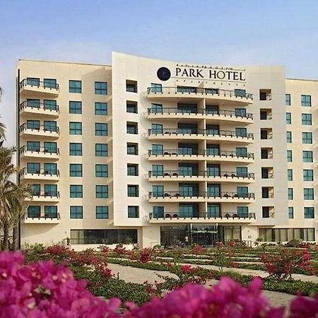Park Apartments Dubai,An Edge By Rotana Hotel Exterior foto
